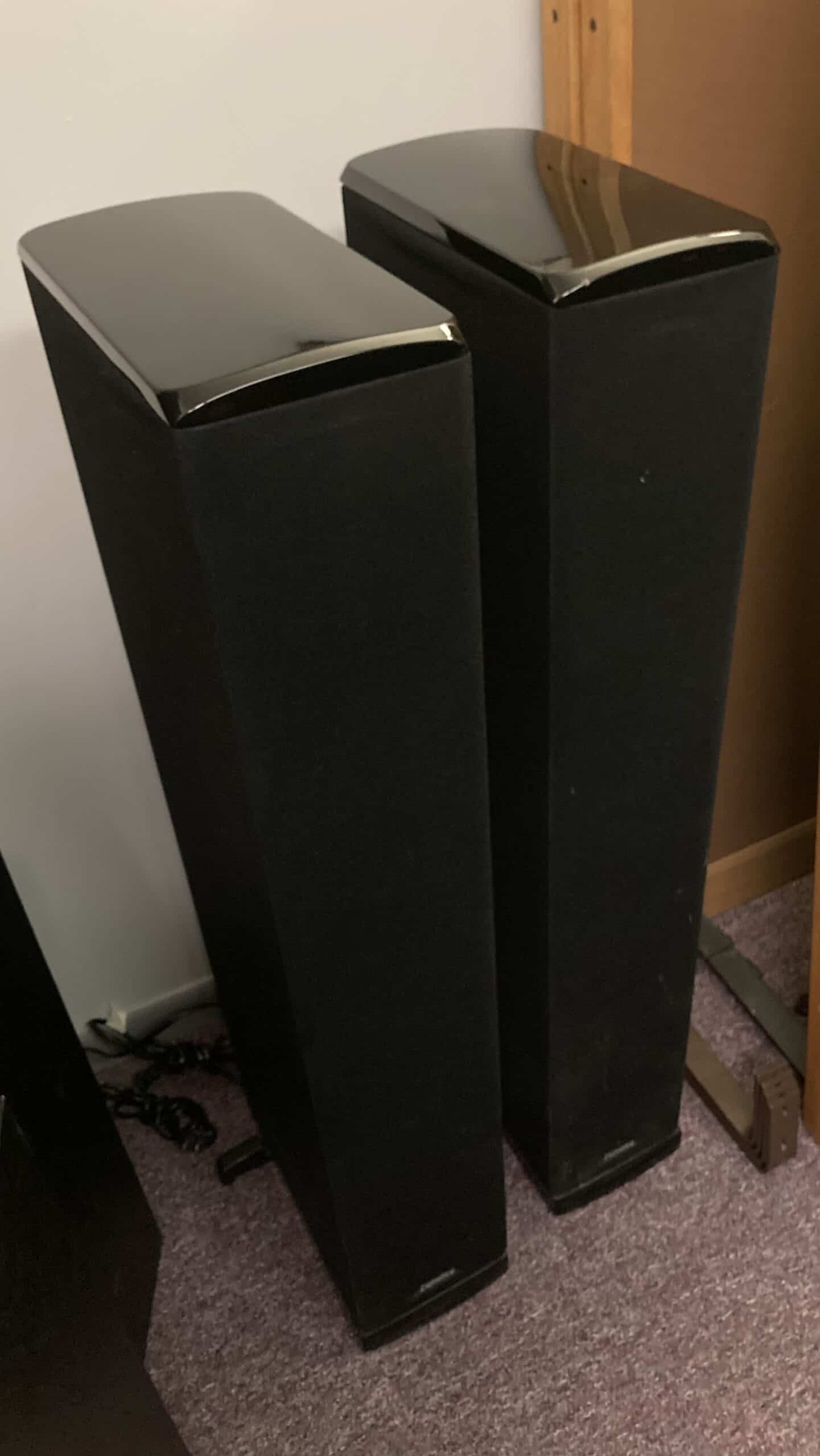 Used definitive technology hot sale speakers for sale