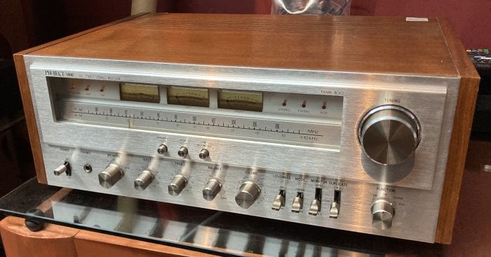 Project One Mark 400 Vintage Receiver w/upgraded caps