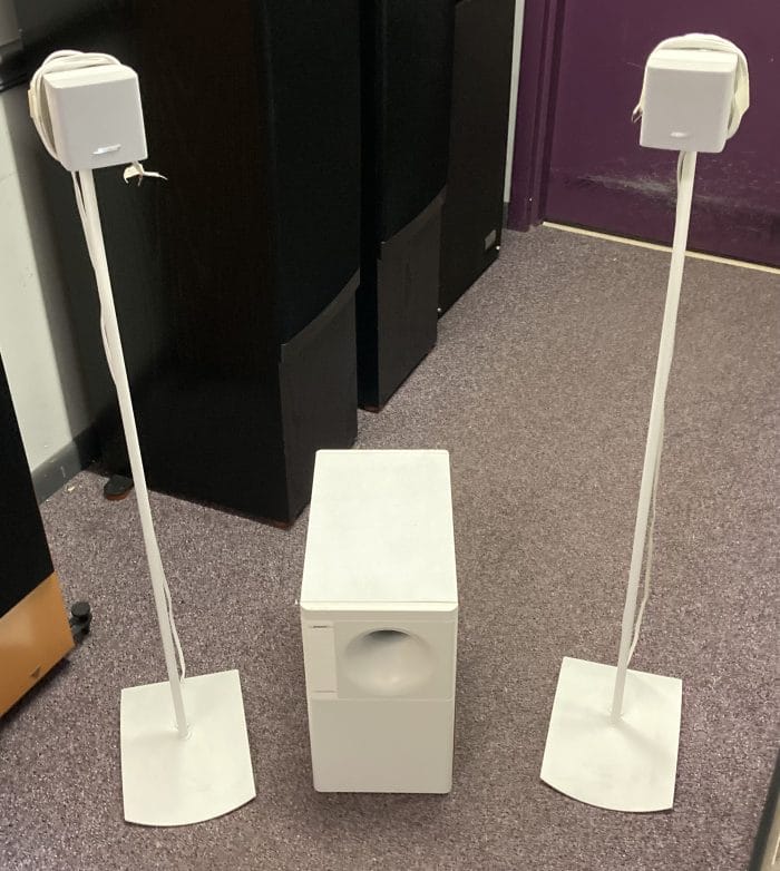 Bose Acoustimass 3 series IV w/stands
