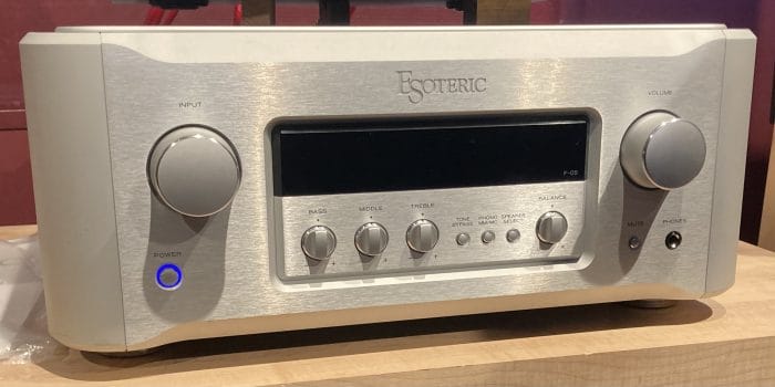 Esoteric F-05 Integrated Amp