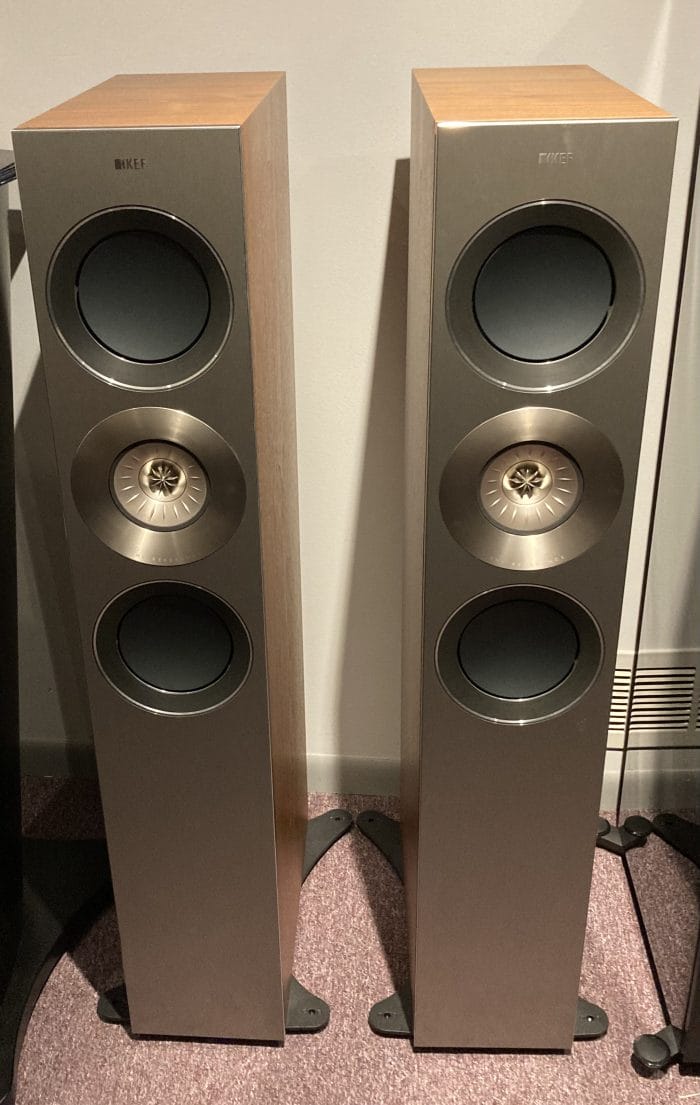 KEF Reference 3 speakers