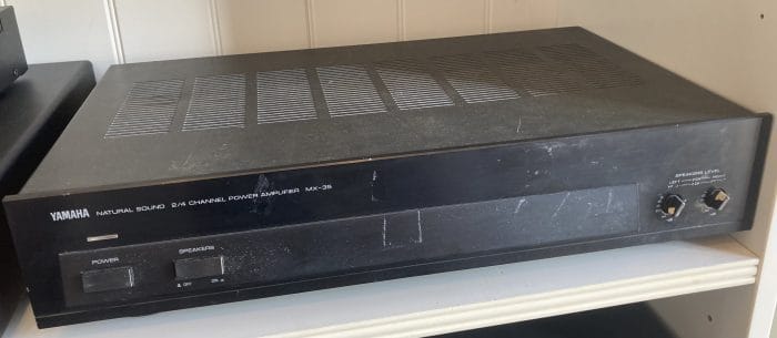 Yamaha MX35 2/4 Channel Amp